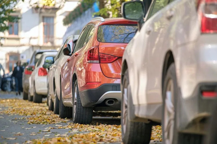 Is it illegal to park in front of someone’s mailbox? Here’s what Rhode Island law says