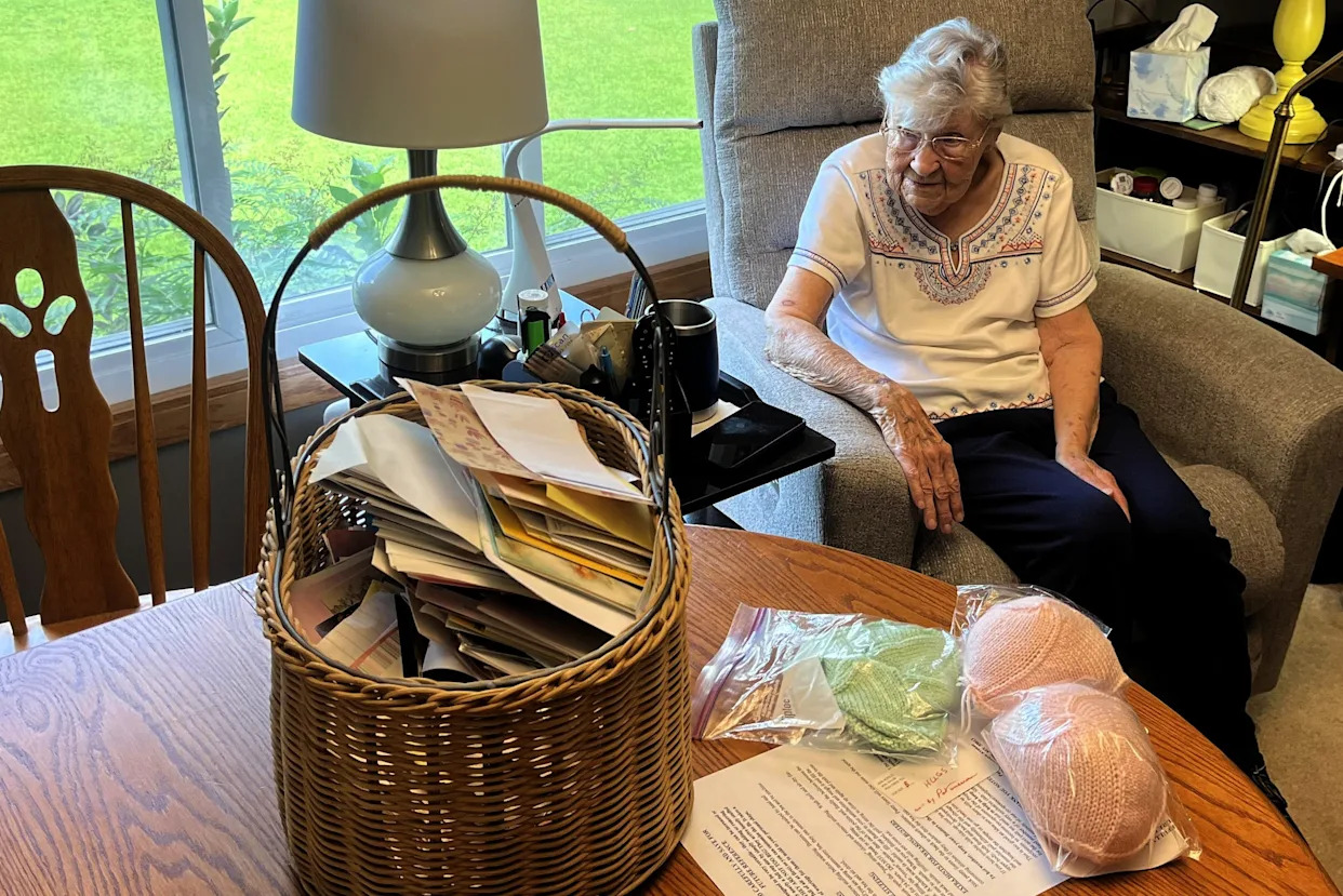 Serious Minnesota knitters wanted for project supporting breast cancer survivors