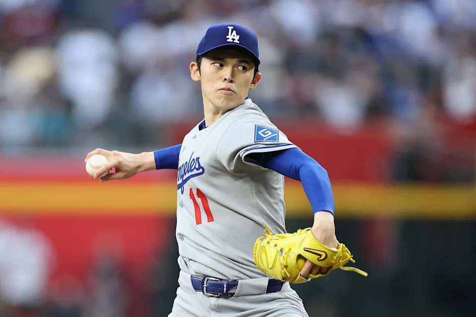 Dodgers rookie Roki Sasaki touches 97 mph in sim game while nearing return from shoulder injury