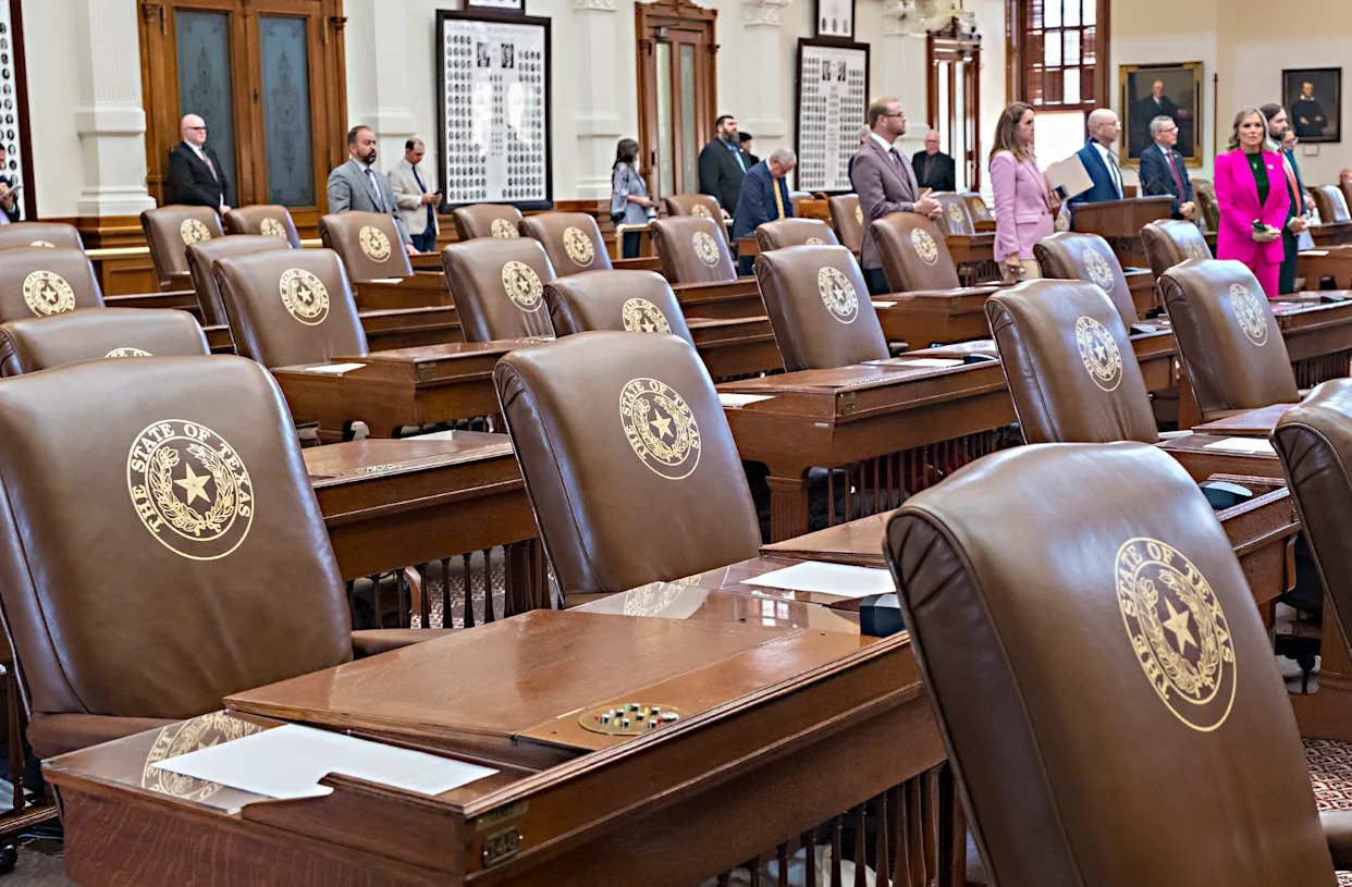 Photos of Texas redistricting standoff as Democrats flee state