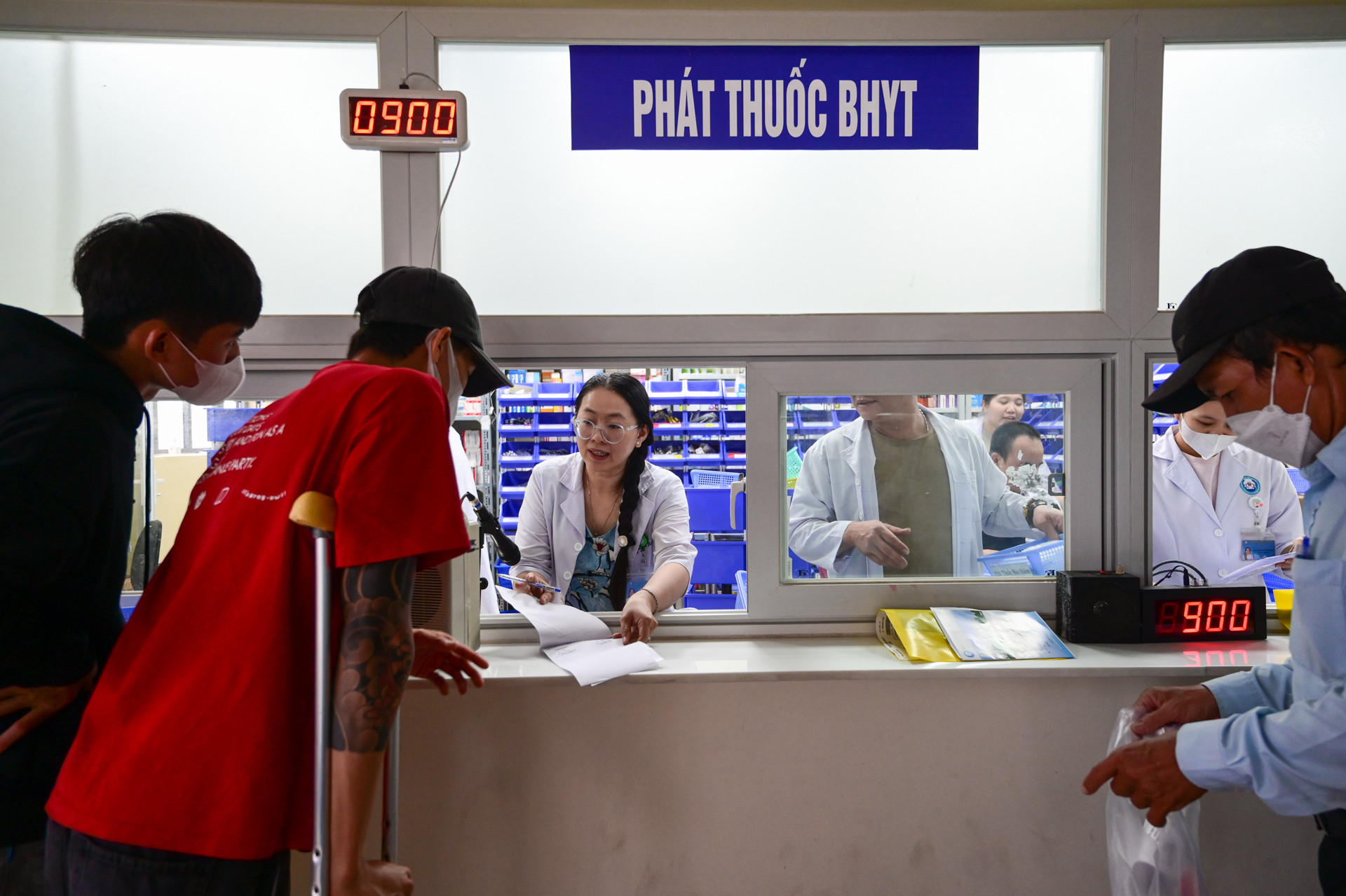 Các bệnh viện ở TPHCM bị 'treo' gần 2.500 tỷ đồng BHYT, Bộ Y tế lên tiếng