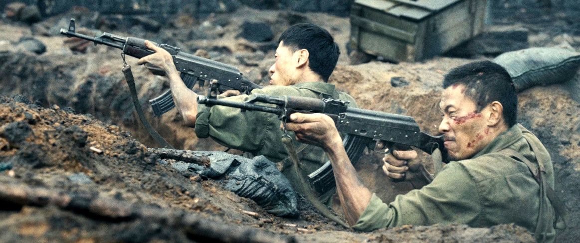 Thu 100 tỷ sau 3 ngày, 'Mưa đỏ' viết lại lịch sử phim chiếu rạp Việt Nam