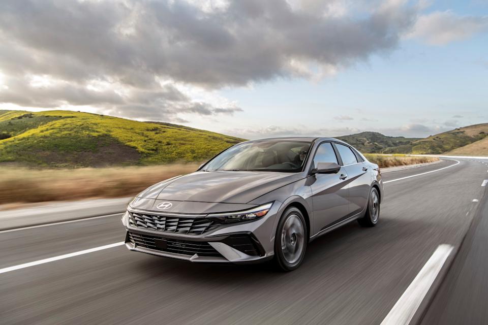 Hyundai Announces Killer 2025 Elantra Lease Deal For August