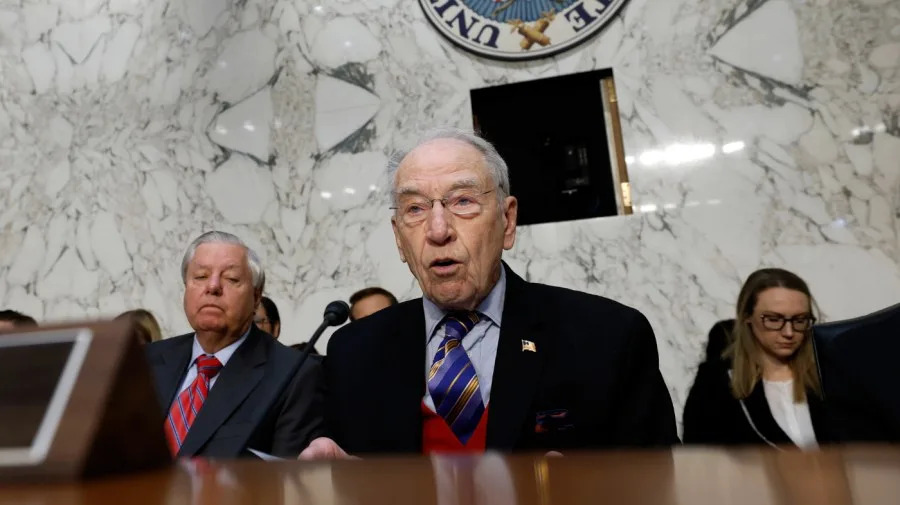 Opinion - Chuck Grassley’s silence on inspector general firings is deafening