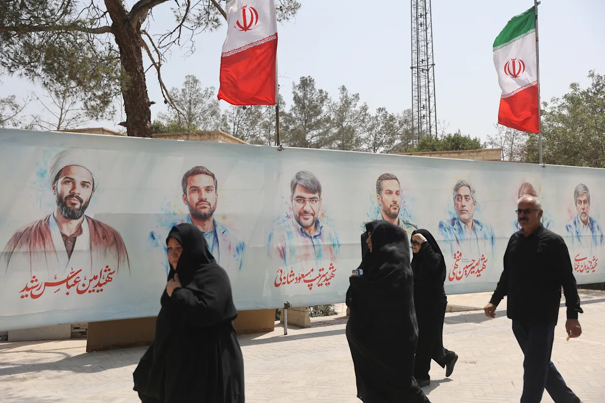 Iran, European powers hold nuclear talks in Geneva amid sanctions threat