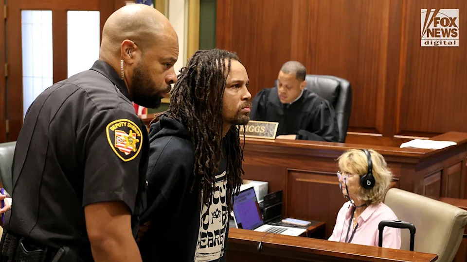 Cincinnati assault suspect accused of knocking out viral beating victim hauled back on $500K bond