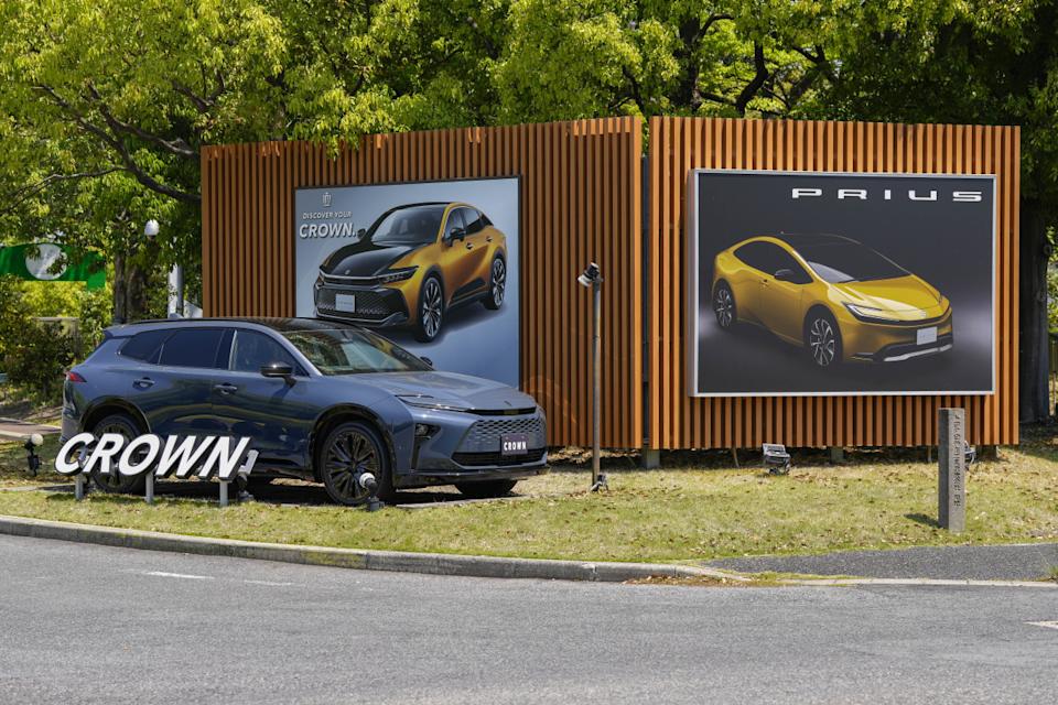 Japanese Automakers Send Mixed Messages Folllowing Trump Trade Deal