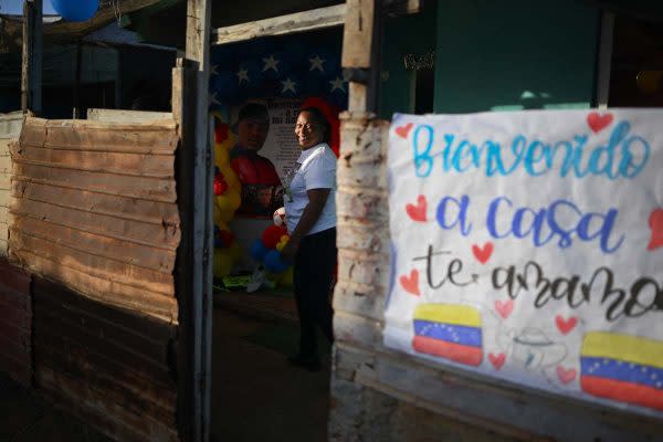 Fiesta de bienvenida de migrantes venezolanos