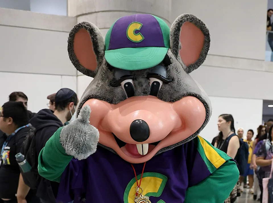 Chuck E. Cheese
