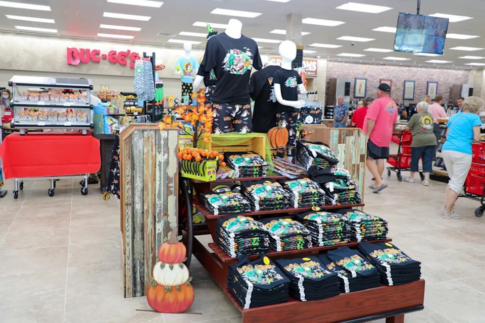 Here are some more photos from Buceee's in Calhoun, Ga.