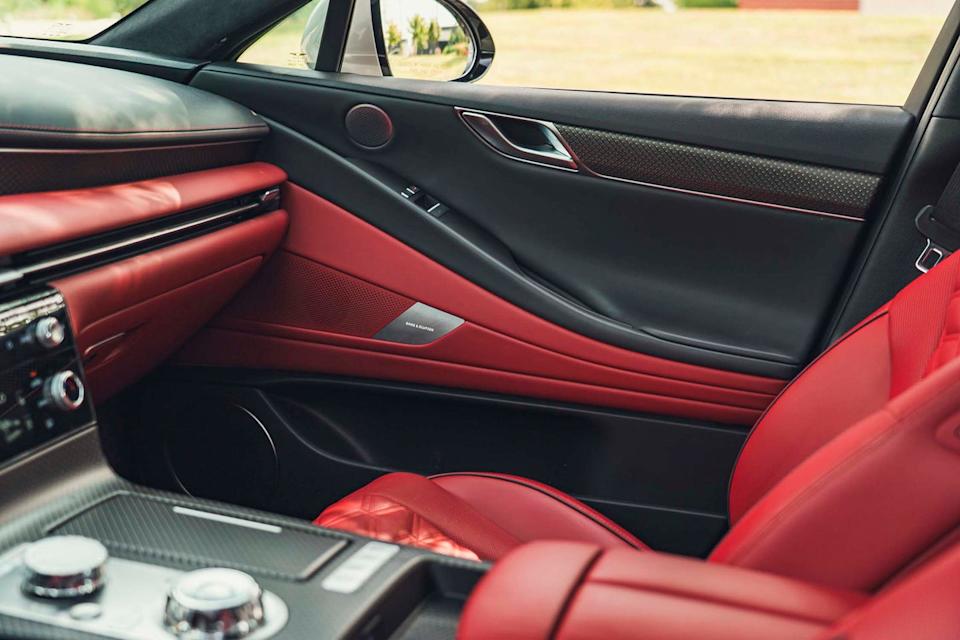 2025 genesis g80