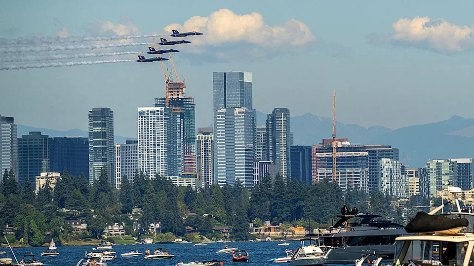 Blue Angels show Seattle