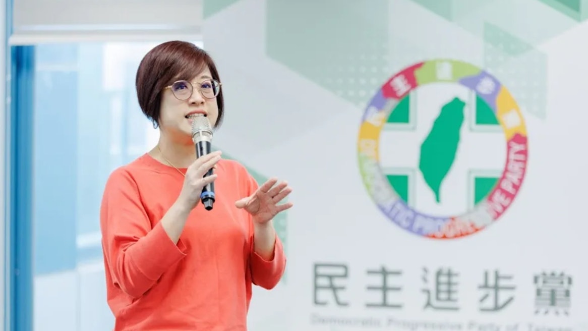 綠營內訌！民進黨主任遭起底｢老公香港人｣　青鳥 ：被滲透滾下台