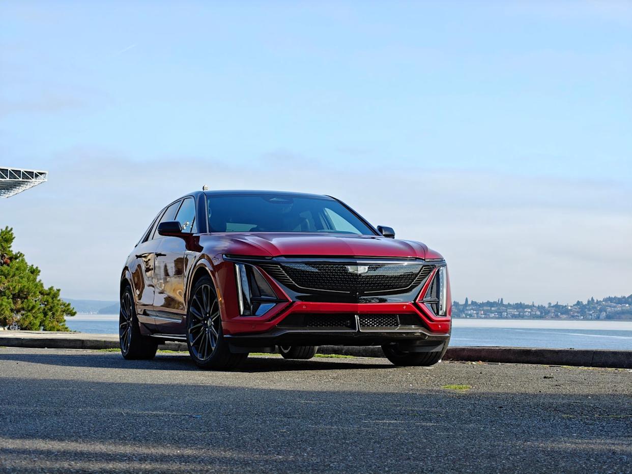 2026 cadillac lyriq v