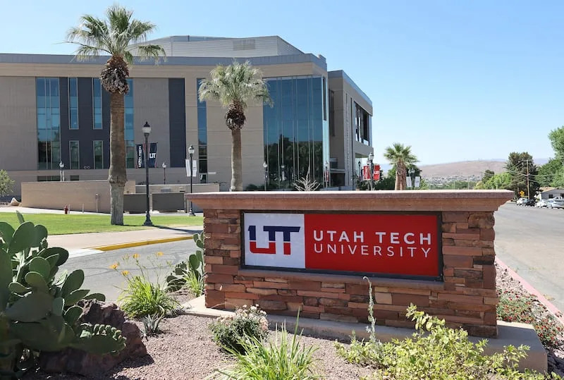 Utah Tech University DNSTOCK_ja_0452.JPG
