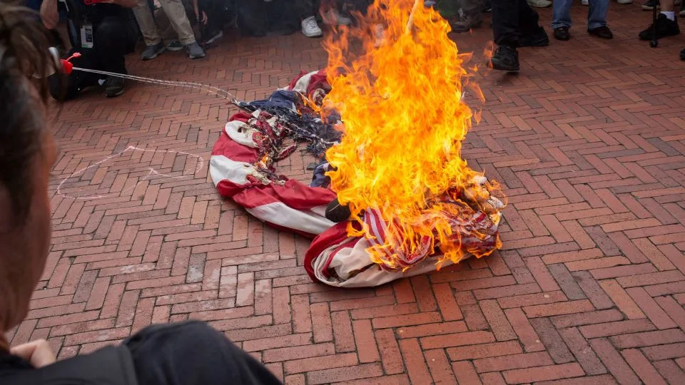 Donald Trump vs. Antonin Scalia on burning the American flag