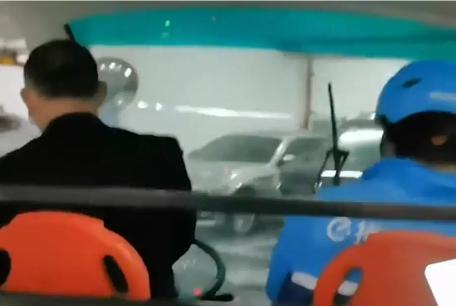 Khu chung cư bị người giao hàng ‘cạch mặt’ vì quy định phiền phức