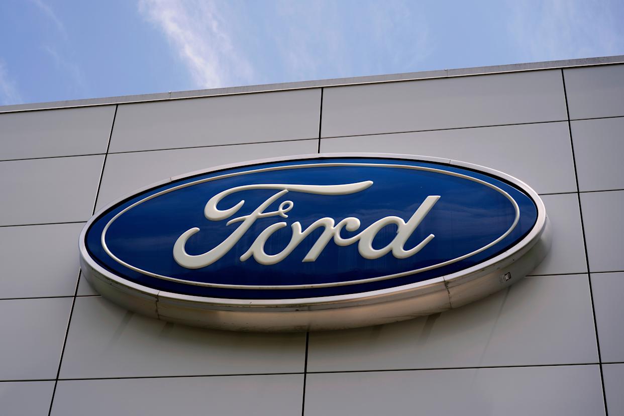 Ford recalls more than 355,000 pickup trucks over instrument display failure on the dashboard