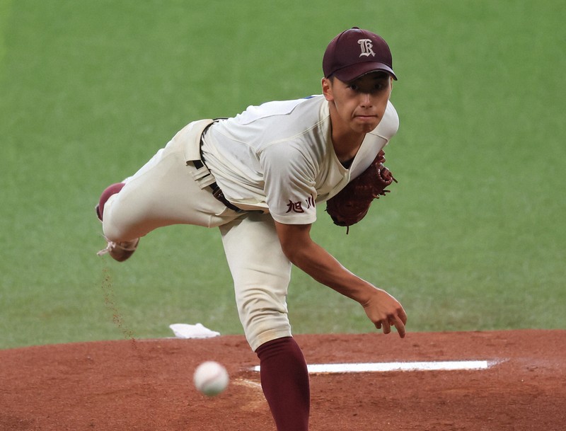 北北海道大会の決勝で3失点完投し、夏の甲子園出場に貢献した旭川志峯の河合悠希＝エスコンフィールド北海道で2025年7月22日、宮間俊樹撮影