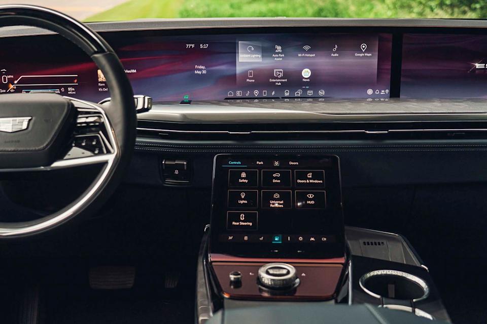 2025 cadillac escalade iq