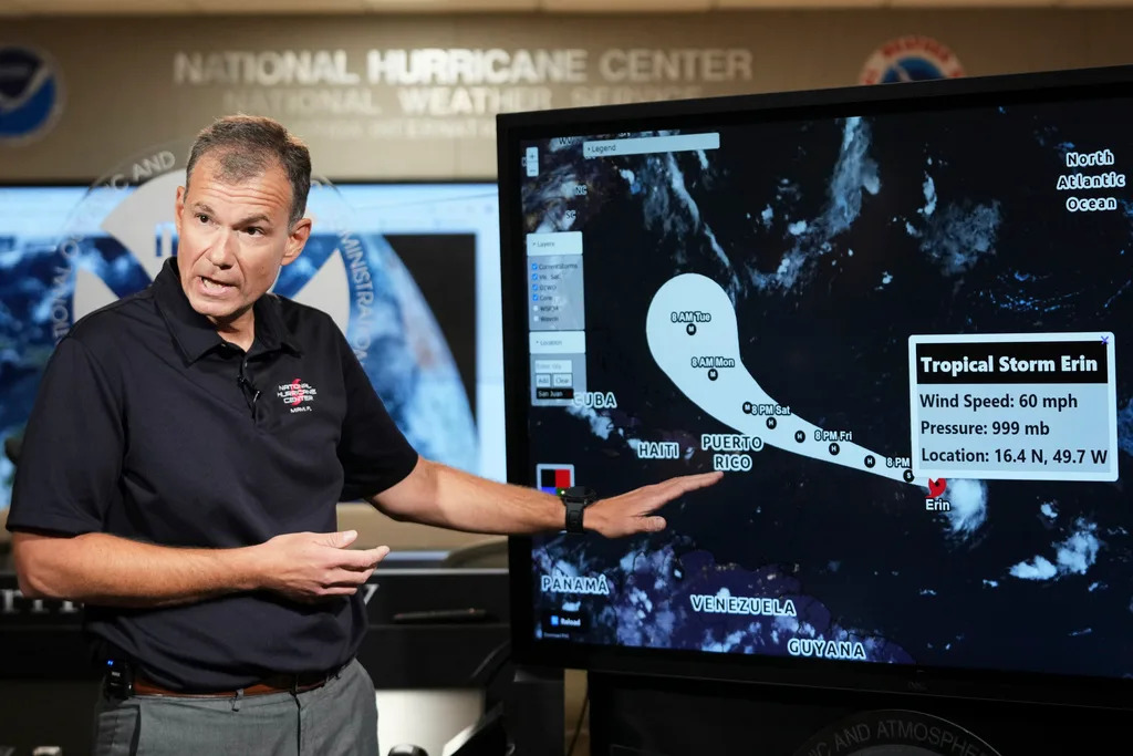 Hurricane Erin threatens Puerto Rico, Virgin Islands with flooding