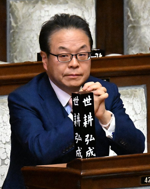 世耕弘成氏＝国会内で2025年4月3日午後0時55分、平田明浩撮影