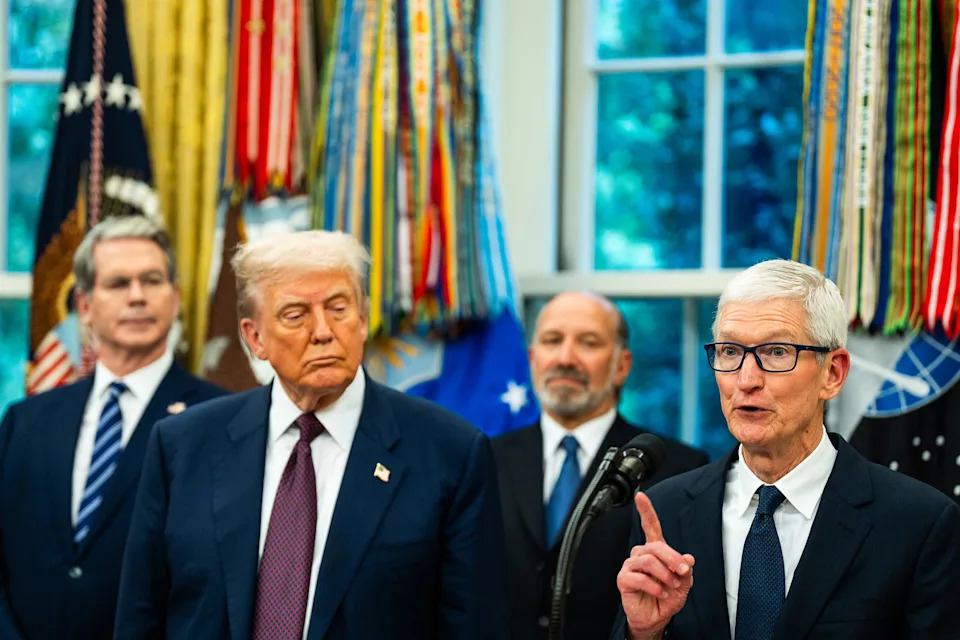 Trump's unusual approach to business and mediation ordered in Ohio State lawsuits: Morning Rundown
