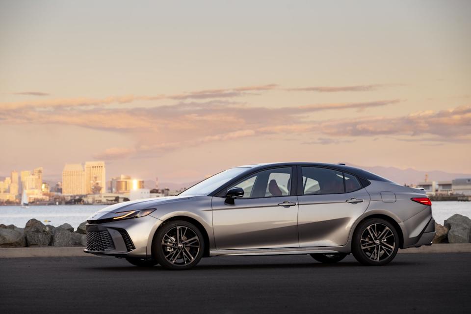 Toyota Camry XSE