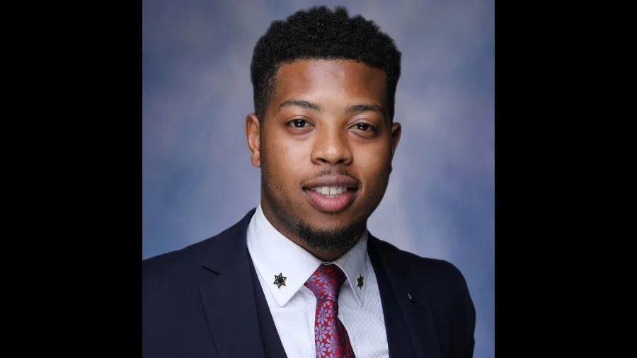 Former Michigan lawmaker arrested after bringing guns into hospital