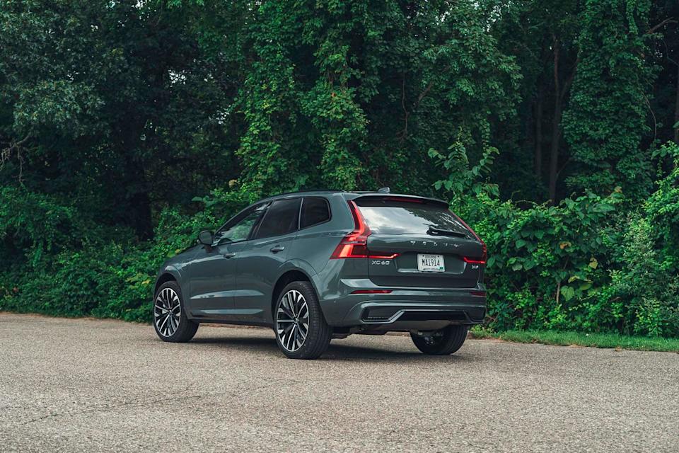 2026 volvo xc60 t8 phev