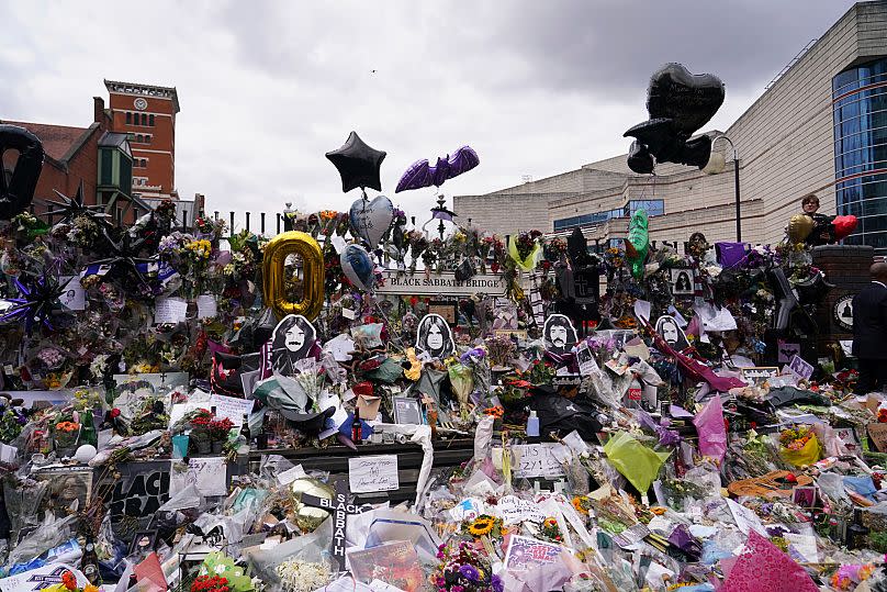 Altar en homenaje a Ozzy Osbourne. 30 de julio de 2025.