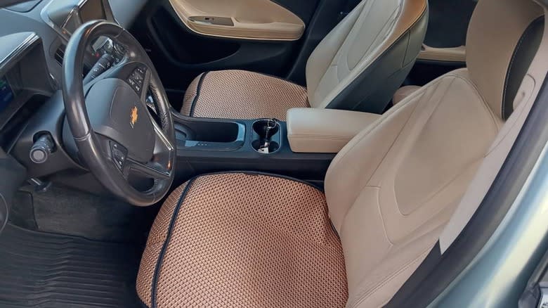 2012 Chevrolet Volt seats image