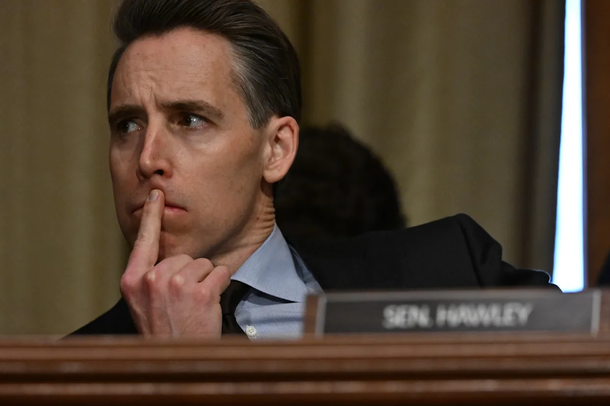 GOP senators reject Trump’s pitch to use tariff revenue for ‘rebates’