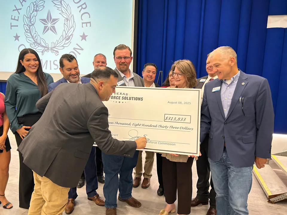South Texas schools buy plane-building kits, nursing simulators through state JET grants