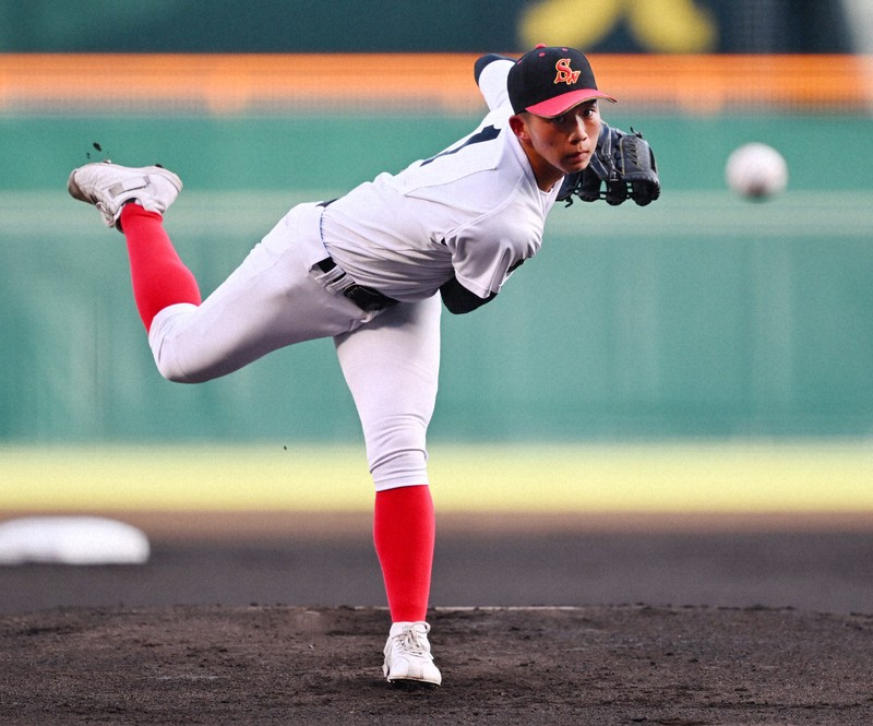 創成館・森下翔太　自分の投球取り戻して153球完投　夏の甲子園