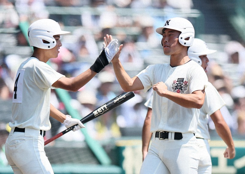 日大三が東京勢対決制し4強　関東一降す　夏の甲子園