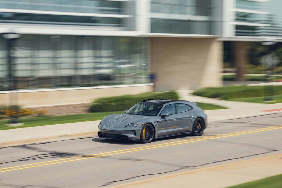 2025 porsche taycan sport turismo gts