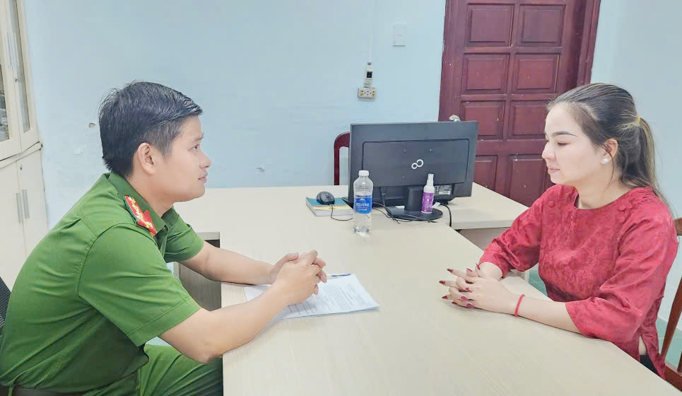 'Nổ' làm bùa phép để trúng số độc đắc, cô gái bị truy nã đặc biệt nguy hiểm