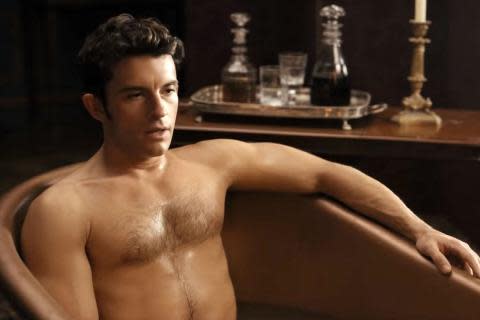 Pourquoi Jonathan Bailey est-il pressenti pour devenir le futur James Bond ?