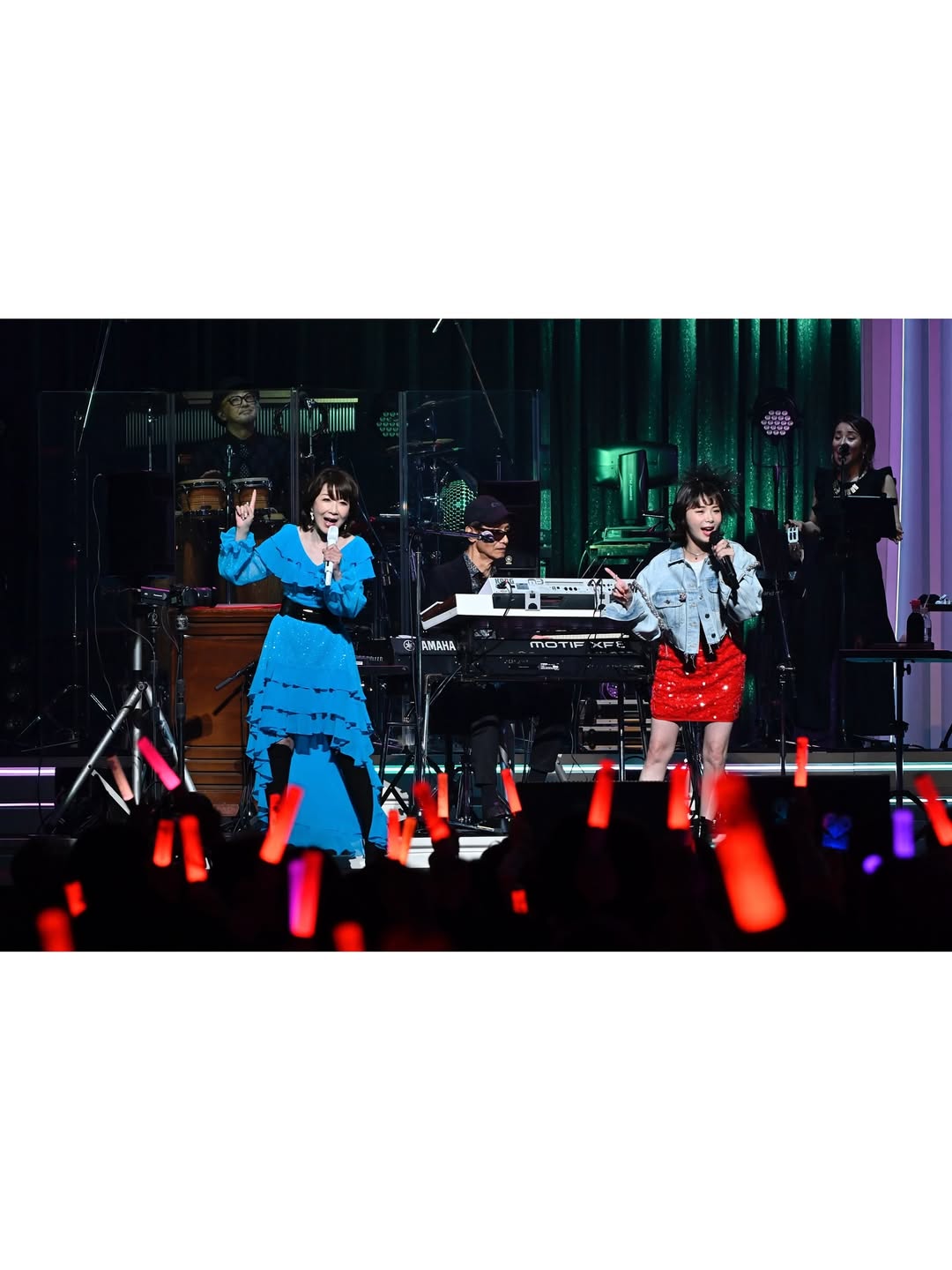 「蘭さん、めっちゃイイ表情」伊藤蘭＆趣里〝豪華〟母娘共演ショットに大反響「親子で同じステージに…」「何度観ても感動」
