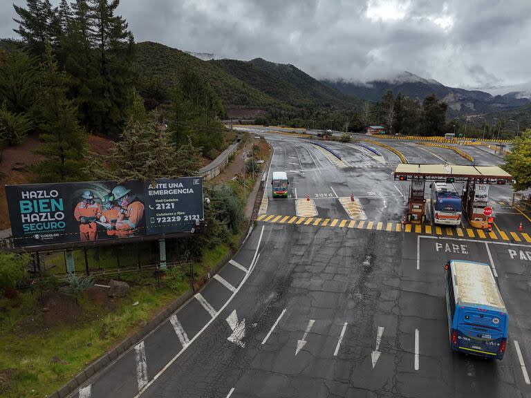Encontraron los cuerpos de tres de los mineros chilenos atrapados en El Teniente: ya son 4 las víctimas fatales
