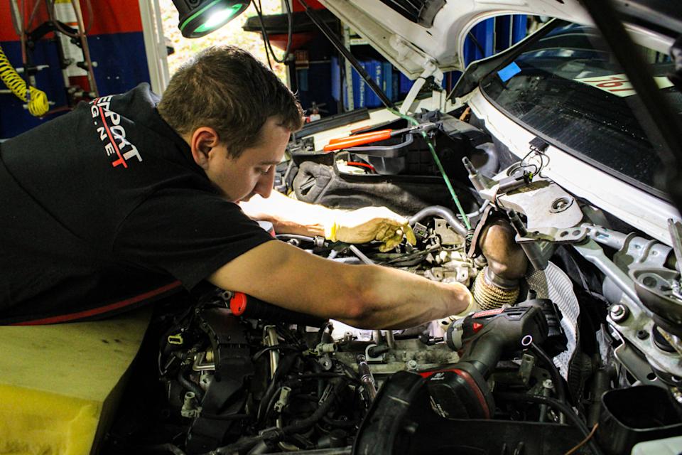 With modern cars behaving more like computers on wheels, mechanics skilled in the intricacies of older vehicles are becoming harder to find.