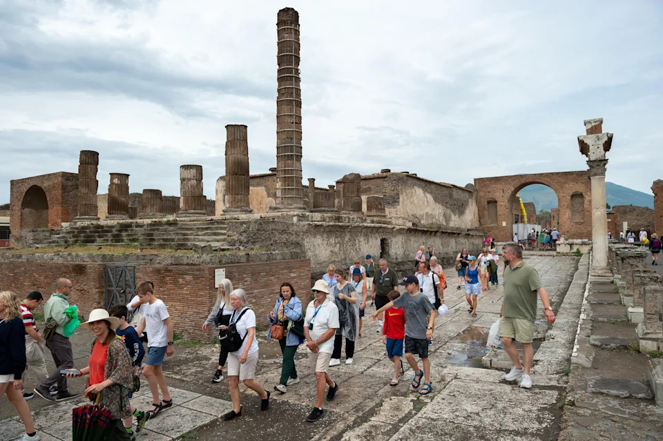 New evidence at Pompeii show signs of life after deadly eruption