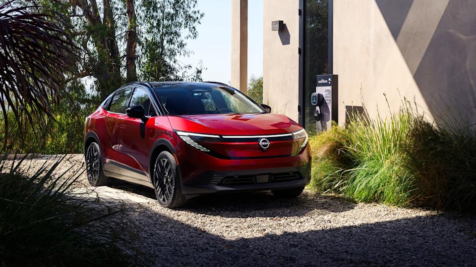 Nissan Drops Pricing On 2026 Nissan Leaf & It's Surprising