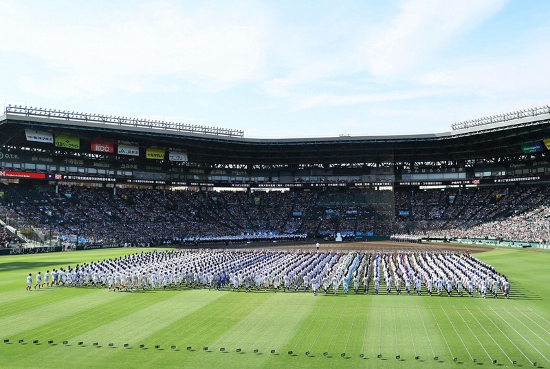 日本高野連会長が異例のあいさつ　球場からエール　夏の甲子園開会式