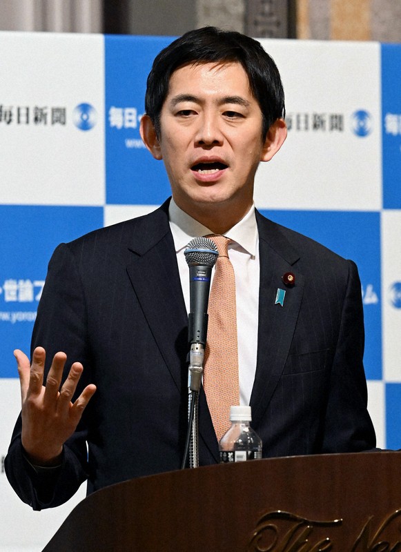 小林鷹之元経済安保相、靖国神社を参拝　「遺族の1人として」