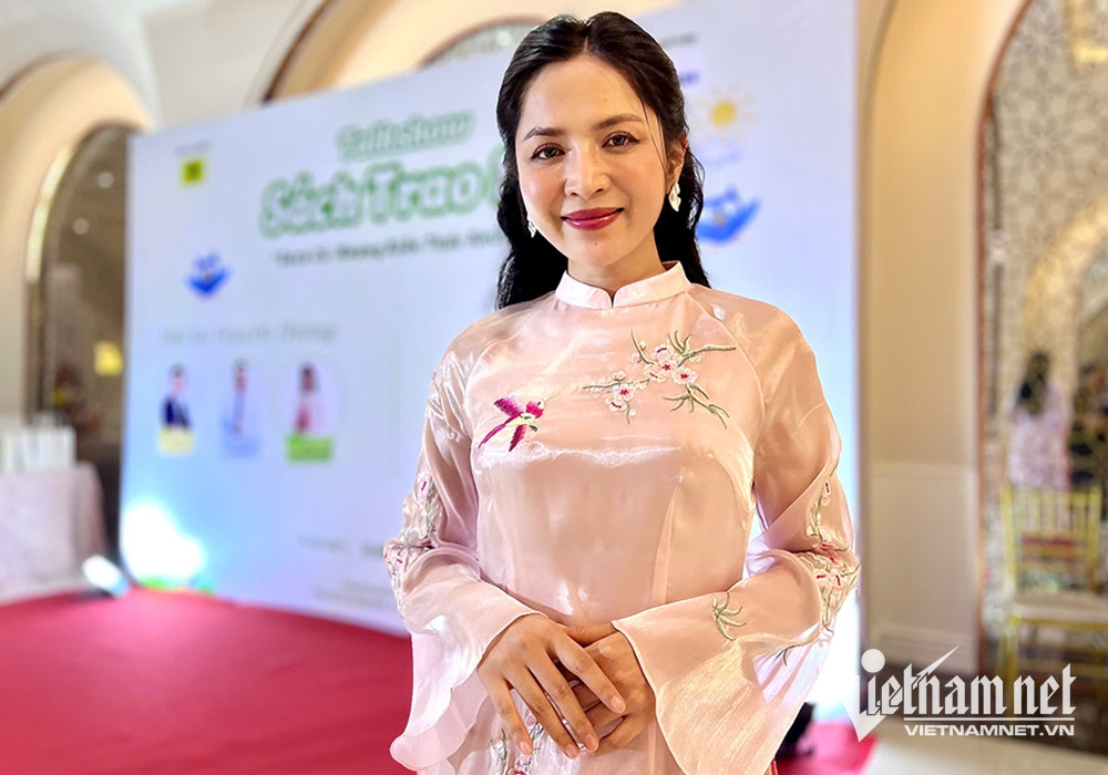 Ca sĩ Duyên Quỳnh đảm đương vai trò mới, cuộc sống thay đổi nhờ ca khúc tỷ view