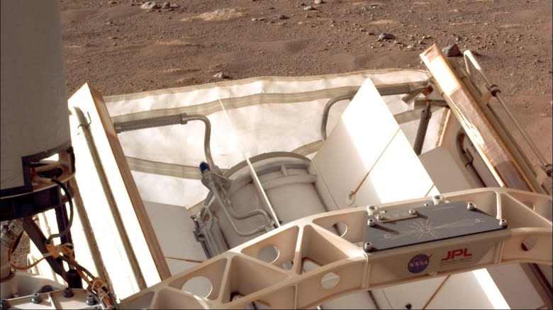 The MMRTG generator on the Curiosity