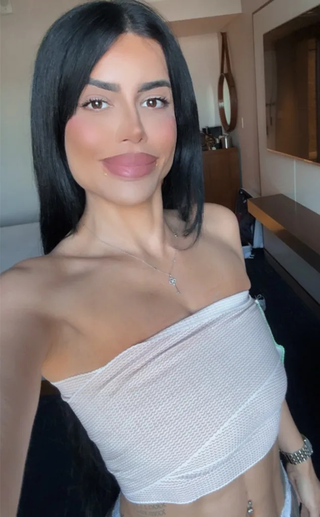 Larissa Santos Lima, Breast Surgery