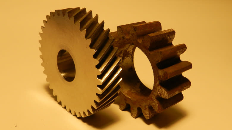 A helical and a straight cut gear